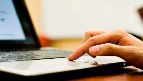 Cyclone to offer Chromebooks