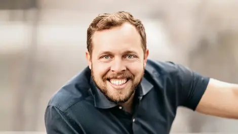 Making AI work for you: Best practises for internal adoption