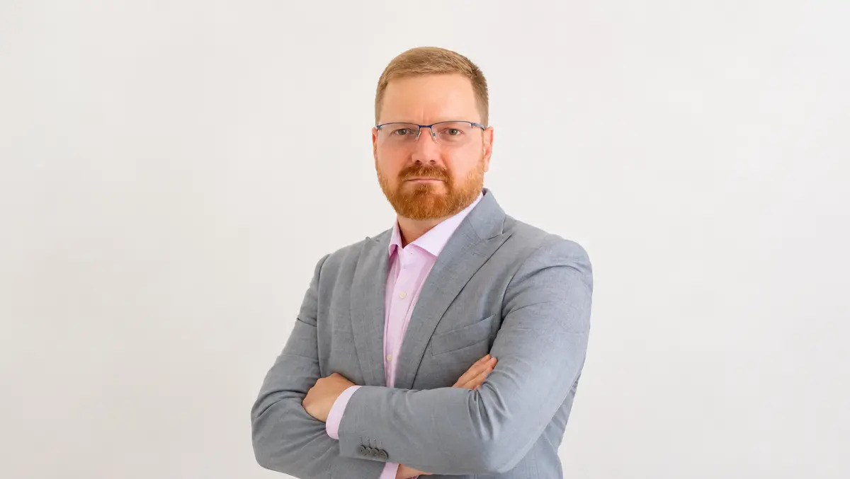 Manufacturers Warned Against Rebuilding ERP Systems Using AI-Generated Code
